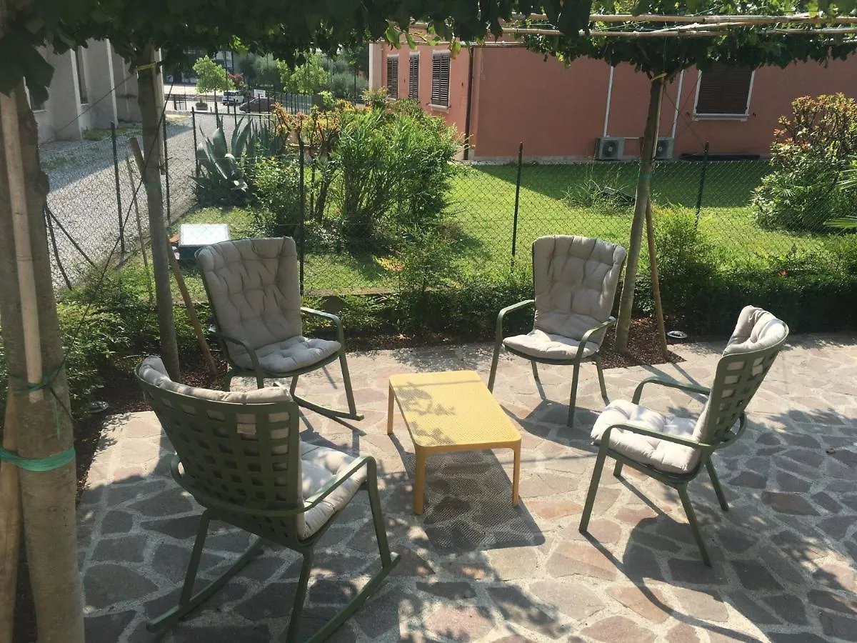 Celeste'S House Villa Rivoltella del Garda 0*,  Italia